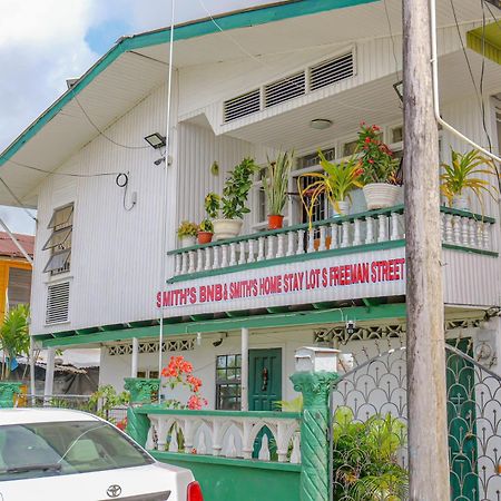 Smith'S Homestay Джорджтаун Екстериор снимка