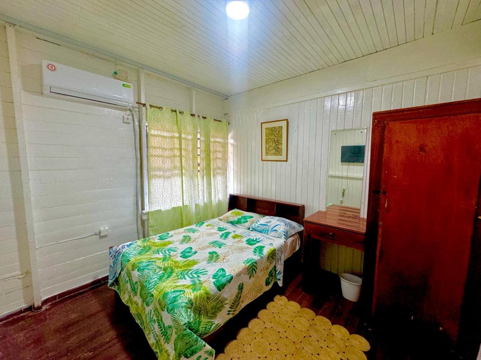 Smith'S Homestay Джорджтаун Екстериор снимка
