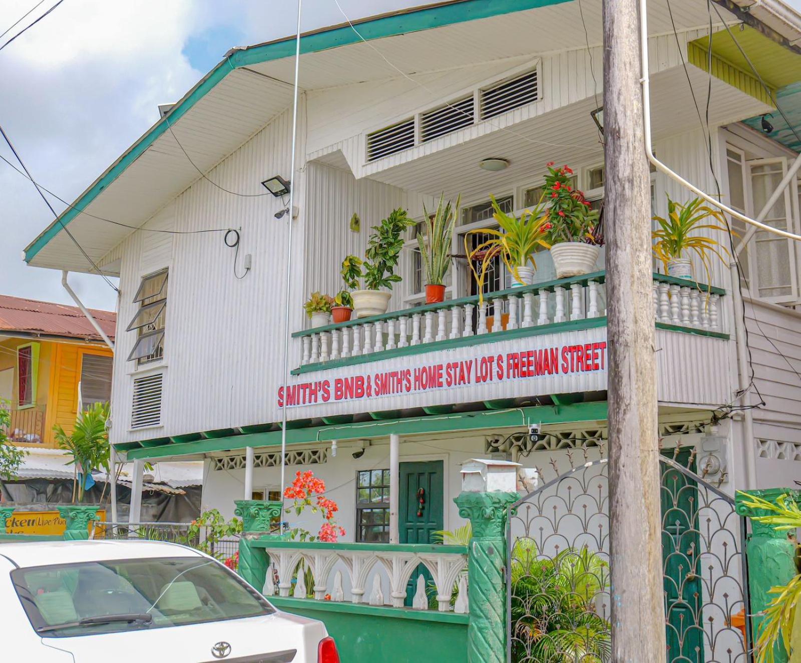 Smith'S Homestay Джорджтаун Екстериор снимка